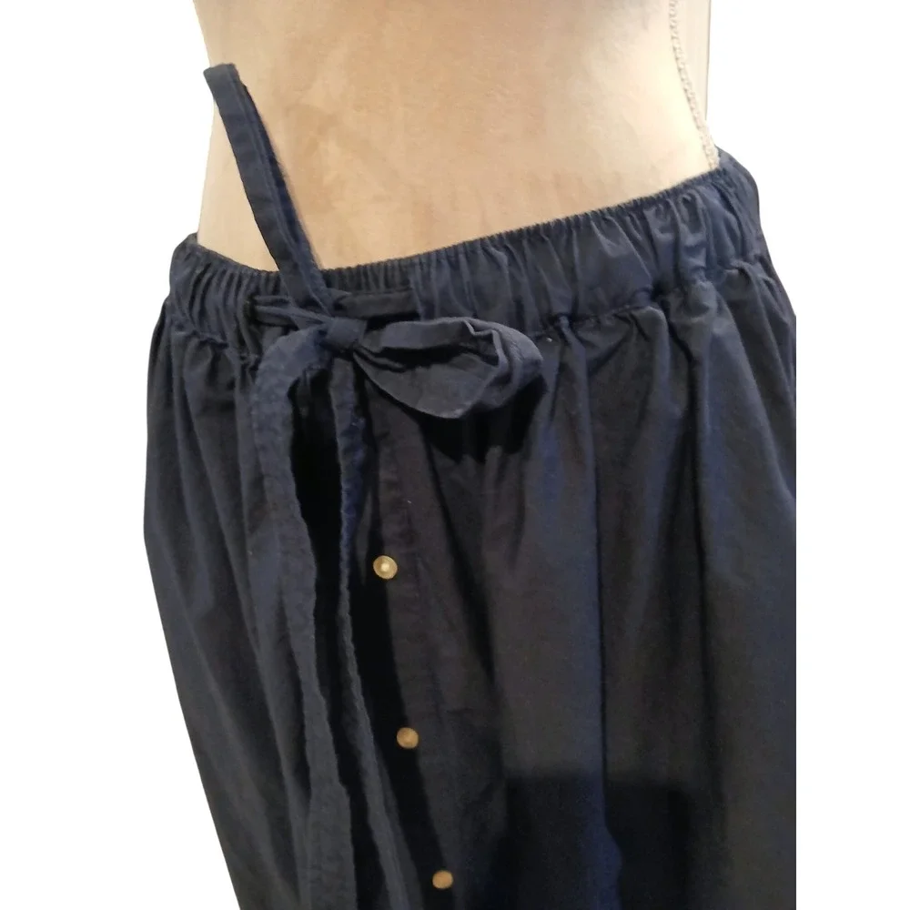 Free Assembly Navy Blue Eyelet Midi Skirt Button Front Scallop Hem Womens Size M